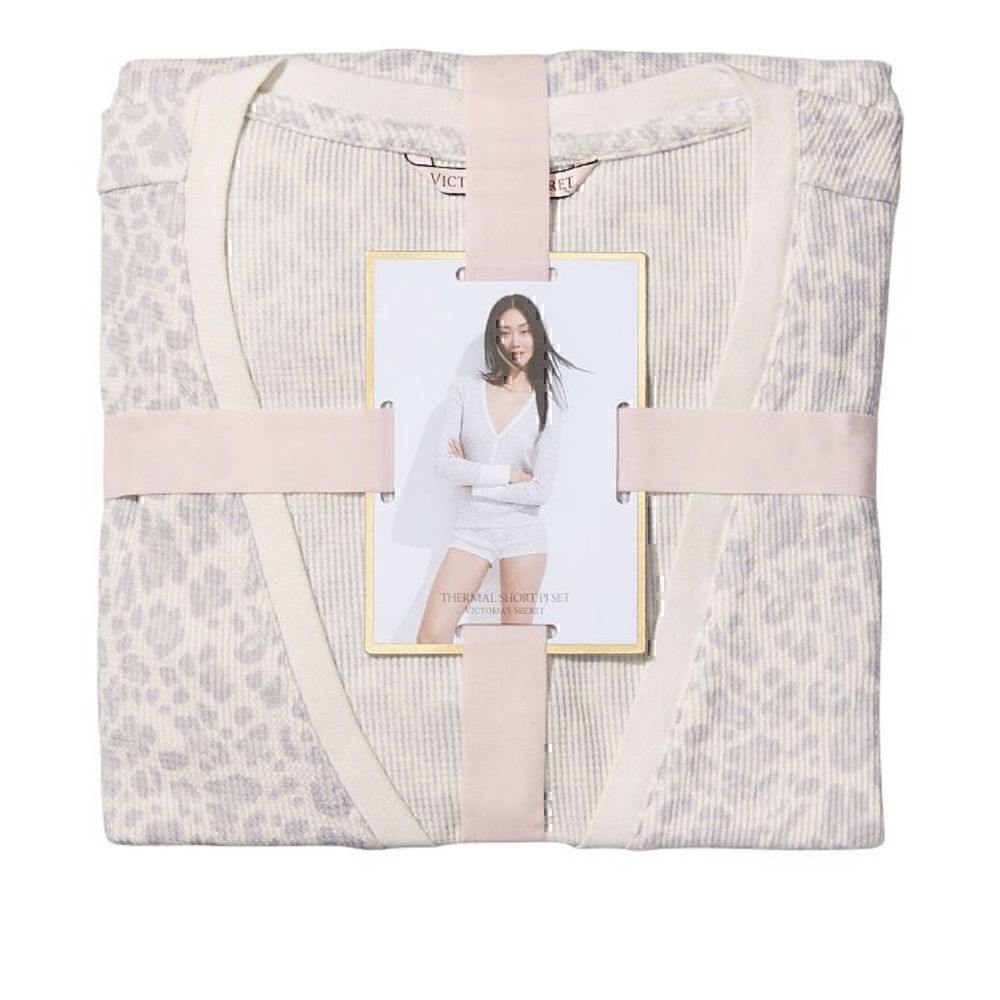Victoria’s Secret Thermal Short PJ Set - Picture 4 of 6